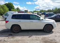 2010 TOYOTA HIGHLANDER LIMITED