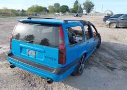 2000 VOLVO V70 XC