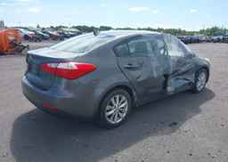 2014 KIA FORTE LX