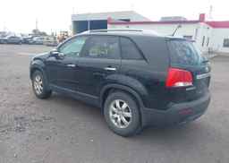 2012 KIA SORENTO LX