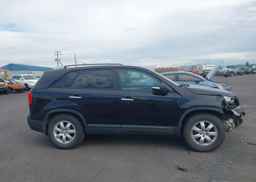 2012 KIA SORENTO LX