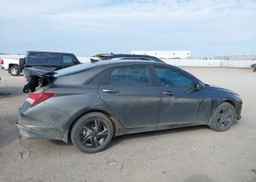 2023 HYUNDAI ELANTRA PREFERRED IVT