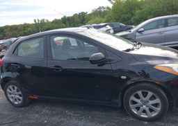 2013 MAZDA MAZDA2 GS