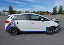 2015 KIA RONDO LX