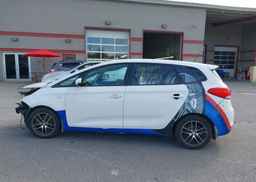 2015 KIA RONDO LX