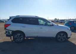 2017 NISSAN PATHFINDER S