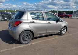 2015 TOYOTA YARIS LE