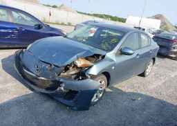 2010 MAZDA MAZDA3 GS