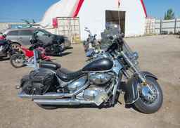 2004 SUZUKI VL800