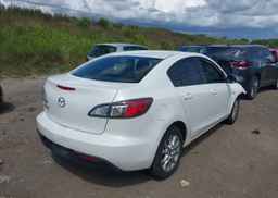 2010 MAZDA MAZDA3 GS