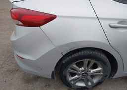 2018 HYUNDAI ELANTRA GL