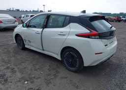2024 NISSAN LEAF SV