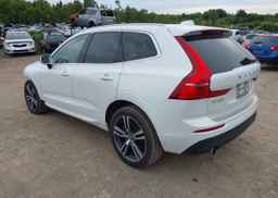 2021 VOLVO XC60 T6 MOMENTUM