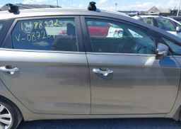 2015 KIA RONDO EX