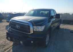 2010 TOYOTA TUNDRA DOUBLE CAB SR5