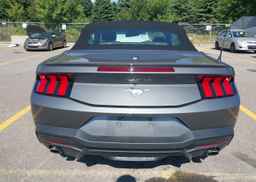 2025 FORD MUSTANG