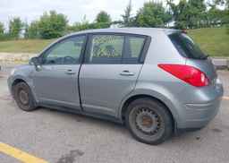 2010 NISSAN VERSA