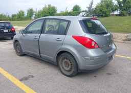 2010 NISSAN VERSA