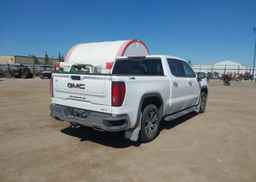 2021 GMC SIERRA K1500 SLT