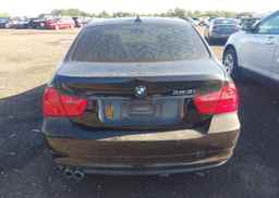 2011 BMW 323I