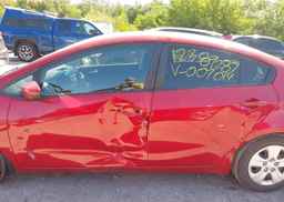 2017 KIA FORTE EX