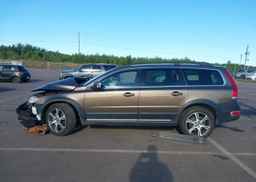2015 VOLVO XC70 T6 PLATINUM