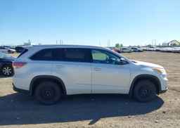 2014 TOYOTA highlander xle