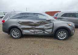 2016 KIA SORENTO LX
