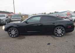 2012 DODGE CHARGER SE