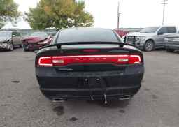 2012 DODGE CHARGER SE