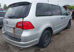 2010 VOLKSWAGEN ROUTAN TRENDLINE