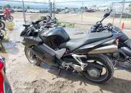 2006 HONDA VFR800