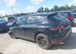 2019 PORSCHE MACAN