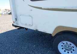 2012 FOREST RIVER EASI CARAVANE 23 Tracer