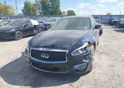 2015 INFINITI Q70L 5.6
