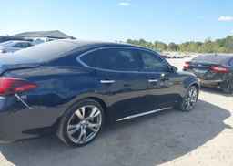 2015 INFINITI Q70L 5.6