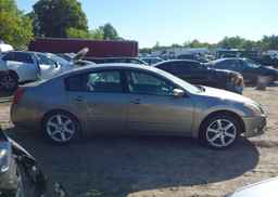 2006 NISSAN MAXIMA SE