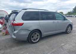 2017 TOYOTA SIENNA XLE 7 PASSENGER
