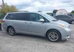 2017 TOYOTA SIENNA XLE 7 PASSENGER