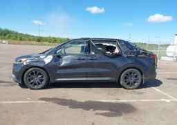 2024 KIA CARNIVAL SX