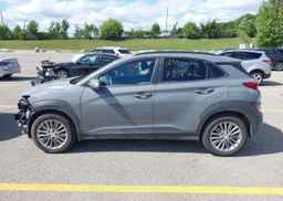2022 HYUNDAI KONA SE