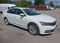 2017 VOLKSWAGEN PASSAT SE