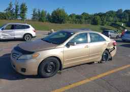 2011 TOYOTA CAMRY LE