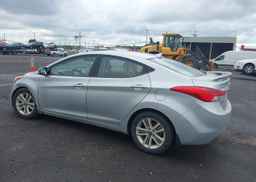 2013 HYUNDAI ELANTRA GL