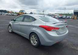 2013 HYUNDAI ELANTRA GL