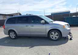 2016 DODGE GRAND CARAVAN CREW