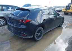 2022 MAZDA MAZDA3 GS
