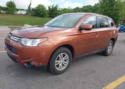 2014 MITSUBISHI outlander