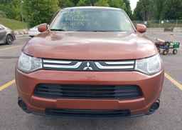2014 MITSUBISHI outlander