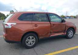 2014 MITSUBISHI outlander